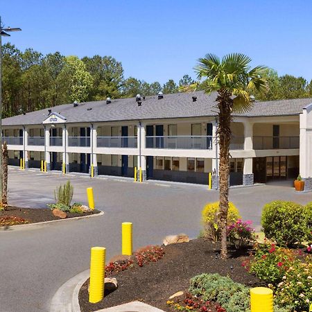 Days Inn By Wyndham Acworth Exterior photo