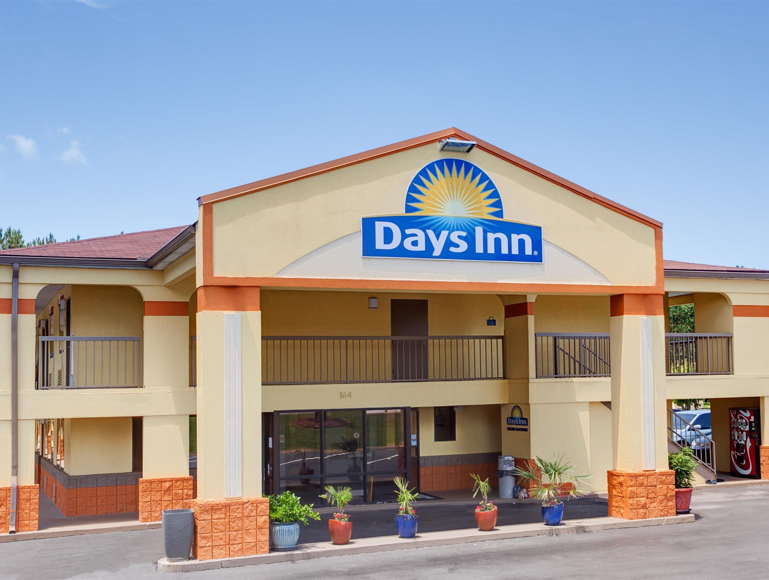 Days Inn By Wyndham Acworth Exterior photo